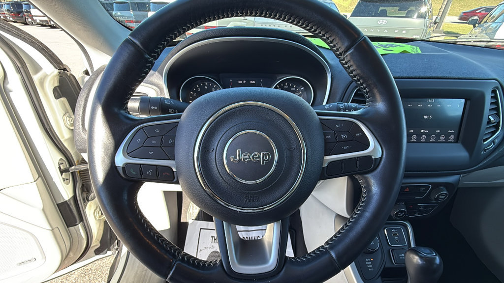 Used 2021 Jeep Compass Latitude w/ Sun and Sound Group AWD/4WD image 20