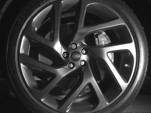 Used 2020 Land Rover Range Rover Velar SV Autobiography Dynamic image 38