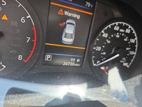 Used 2024 Nissan Altima 2.5 S image 2