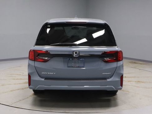 Used 2025 Honda Odyssey Sport-L image 10