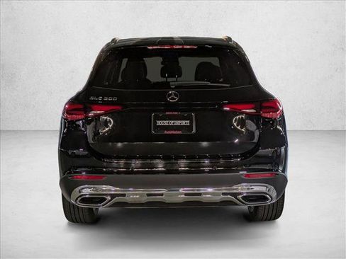 New 2026 Mercedes-Benz GLC 300 image 8