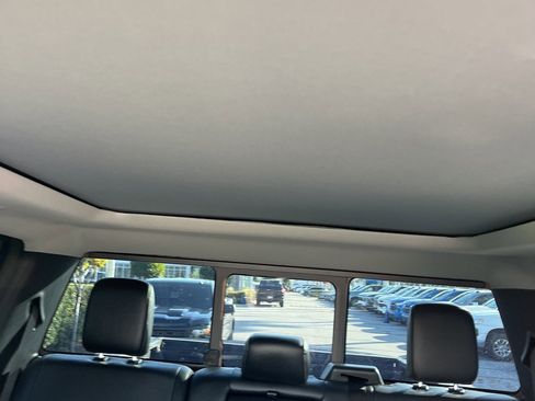 Used 2026 Ford F250 Lariat w/ Black Appearance Package image 23