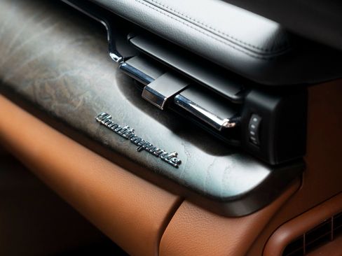 Used 2014 Maserati Quattroporte GTS RWD image 47