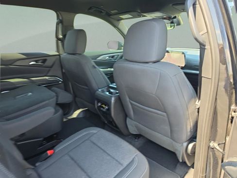 Used 2026 Chevrolet Traverse LT w/ Driver Confidence Package FWD image 26