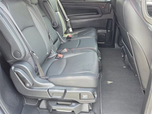 Used 2025 Honda Odyssey Sport-L image 15