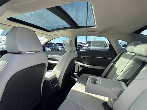 Used 2022 Hyundai Sonata Limited image 13