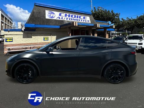 Used 2021 Tesla Model Y 2WD image 3