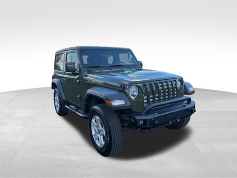 Certified 2021 Jeep Wrangler Sport AWD/4WD image 6