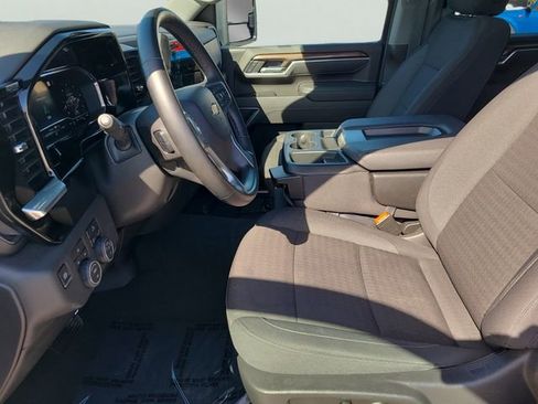 Used 2025 Chevrolet Silverado 2500 LT w/ Convenience Package AWD/4WD image 22
