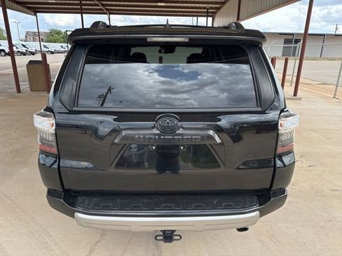 Used 2021 Toyota 4Runner TRD Off-Road Premium w/ Moonroof Package AWD/4WD image 7