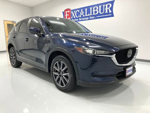 Used 2018 MAZDA CX-5 Touring image 4