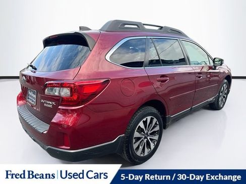 Used 2017 Subaru Outback 2.5i Limited AWD/4WD image 9