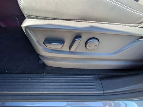 New 2025 Nissan Armada SL w/ Captain's Chari Seat Package image 15