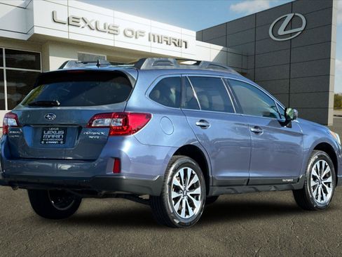 Used 2016 Subaru Outback 3.6R Limited AWD/4WD image 9