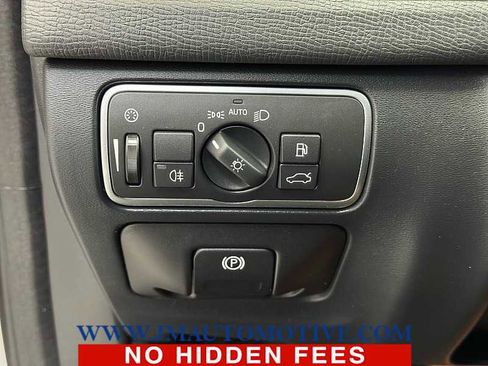 Used 2016 Volvo XC60 T6 w/ Proximity Package image 38