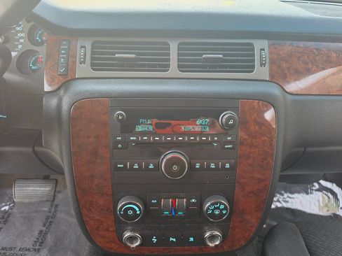 Used 2008 Chevrolet Tahoe LT w/ Convenience Package 1 RWD image 39