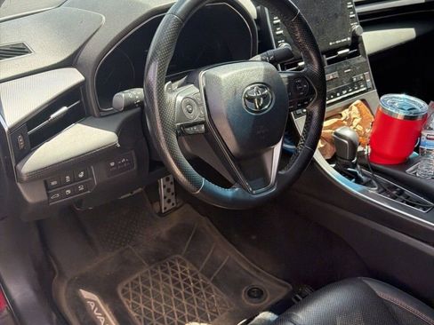 Used 2019 Toyota Avalon Touring w/ Advanced Safety Package image 7