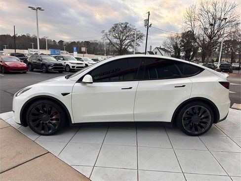 Used 2021 Tesla Model Y Performance image 6