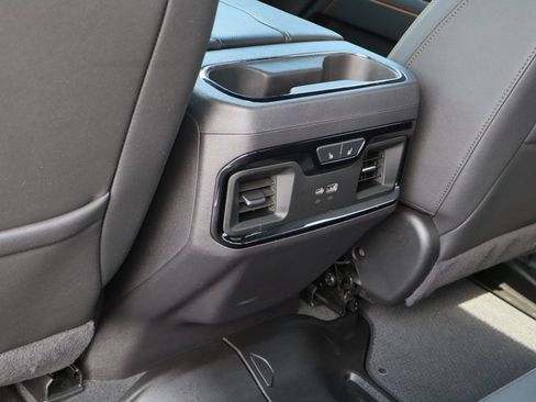 Certified 2024 GMC Sierra 1500 AT4 w/ Technology Package AWD/4WD image 26
