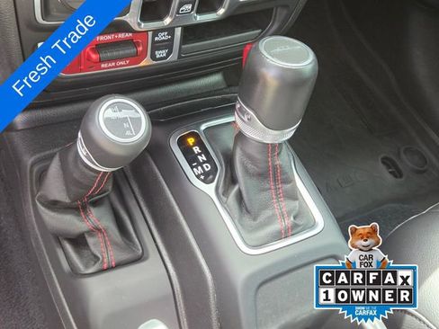 Used 2023 Jeep Gladiator Rubicon w/ LED Lighting Group AWD/4WD image 23