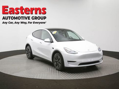 Used 2022 Tesla Model Y Long Range AWD/4WD image 44