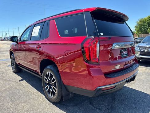 Used 2023 GMC Yukon AT4 w/ AT4 Premium Package AWD/4WD image 6