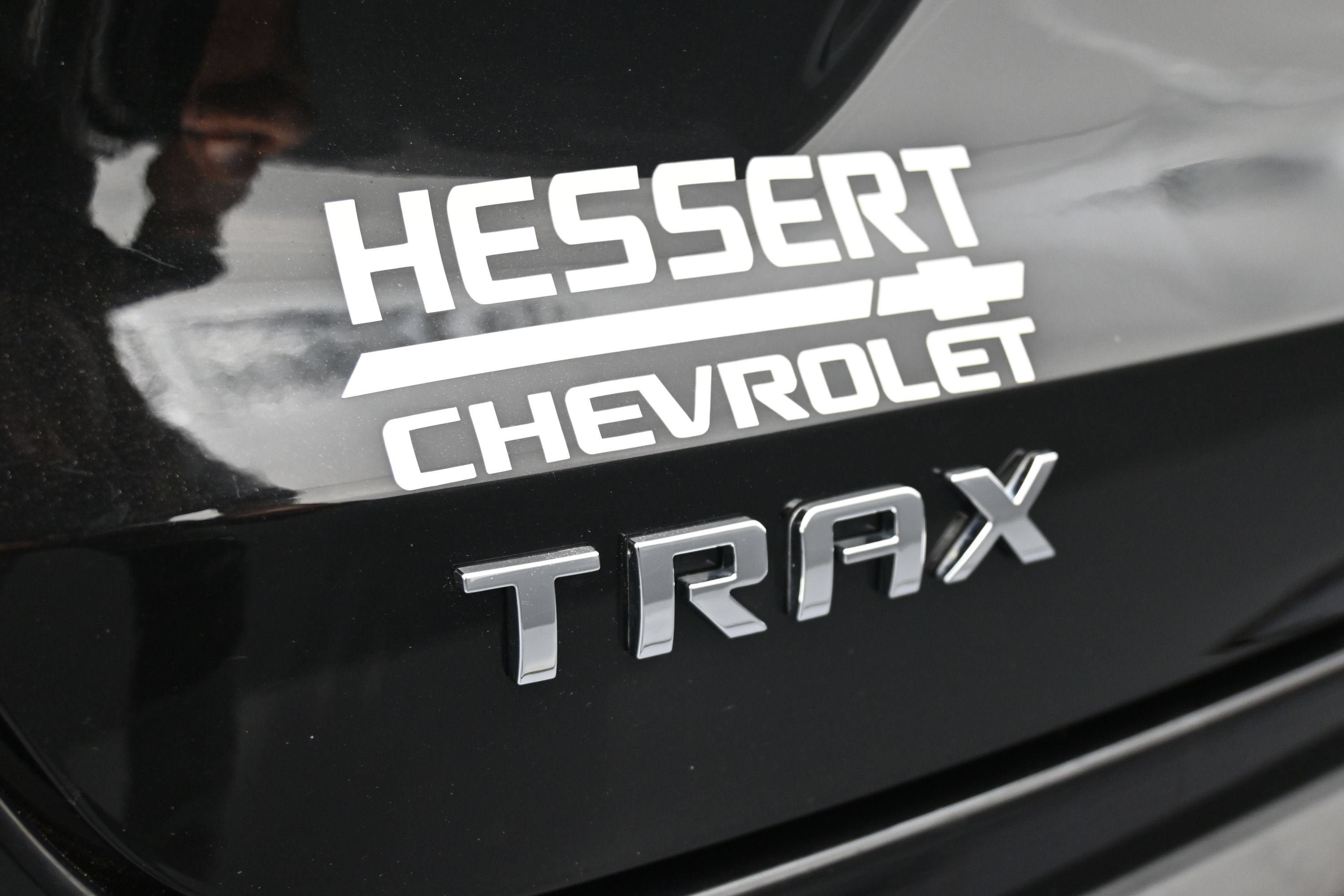 Certified 2025 Chevrolet Trax LS w/ LS Convenience Package FWD image 28