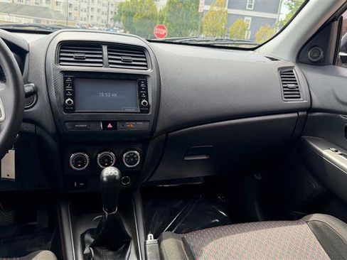 Used 2019 Mitsubishi Outlander Sport ES FWD image 24