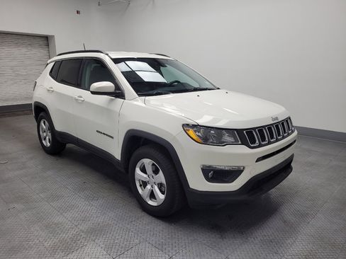 Used 2020 Jeep Compass Latitude AWD/4WD image 11