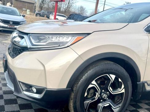 Used 2017 Honda CR-V Touring image 12