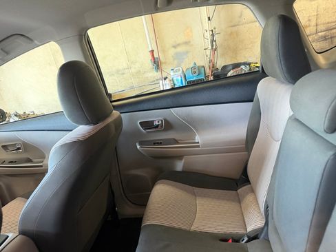 Certified 2017 Toyota Prius V Three FWD image 33