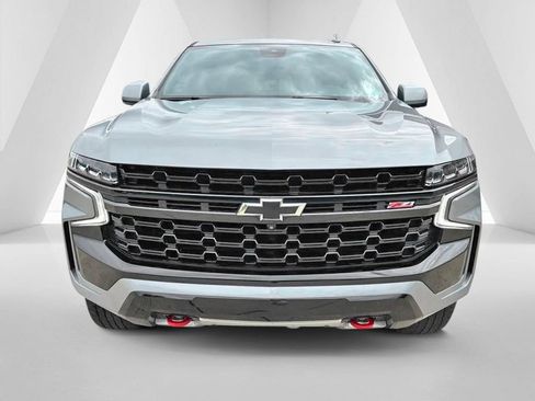 Used 2024 Chevrolet Tahoe Z71 w/ Luxury Package AWD/4WD image 2