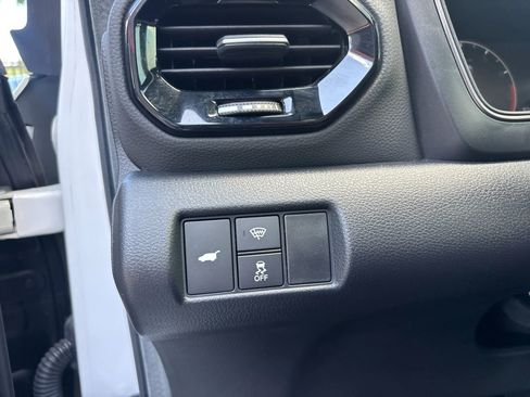 Used 2025 Honda Pilot TrailSport image 22