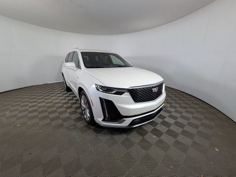 Certified 2023 Cadillac XT6 Premium Luxury w/ LPO, Floor Liner Package AWD/4WD image 34