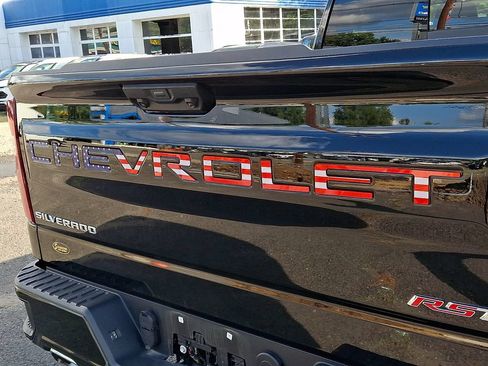 Used 2024 Chevrolet Silverado 1500 RST w/ Convenience Package II AWD/4WD image 28