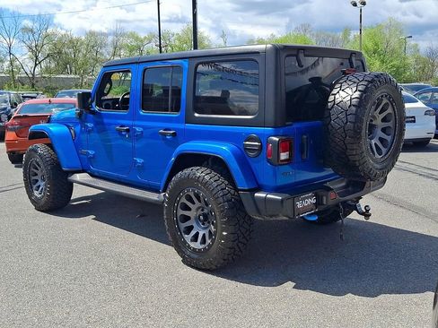 Used 2024 Jeep Wrangler Unlimited w/ Convenience Group image 7