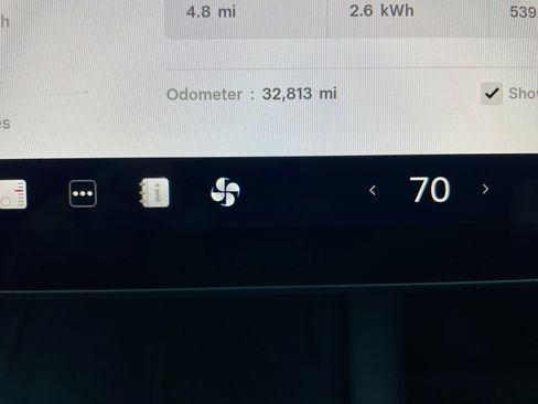 Used 2022 Tesla Model Y Long Range image 25