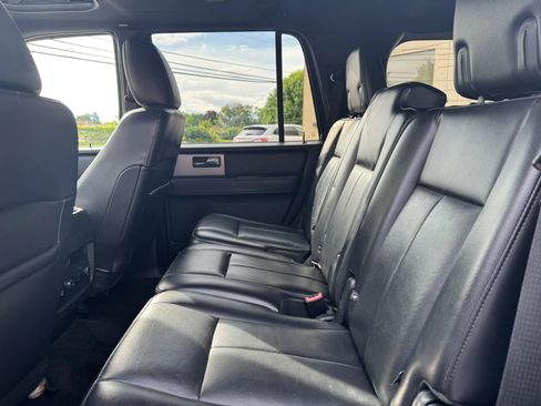 Used 2016 Ford Expedition Limited w/ Equipment Group 301A AWD/4WD image 37