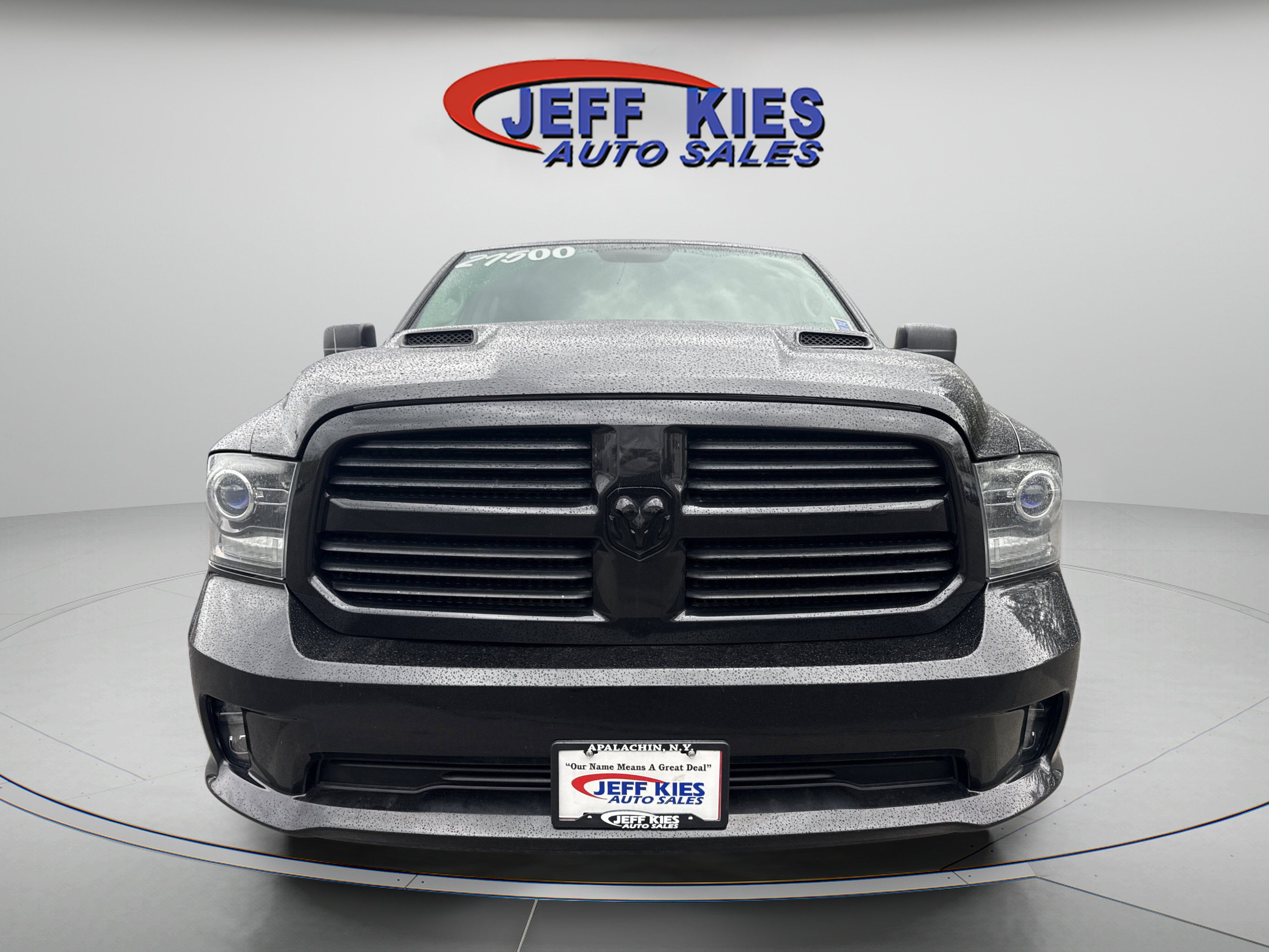 Used 2017 RAM 1500 Sport w/ Black Ram 1500 Sport Group AWD/4WD image 2