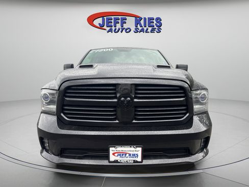 Used 2017 RAM 1500 Sport w/ Black Ram 1500 Sport Group AWD/4WD image 2