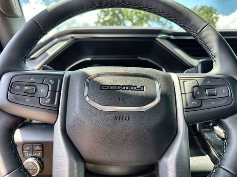 New 2026 GMC Sierra 1500 Denali w/ Denali Reserve Package image 33