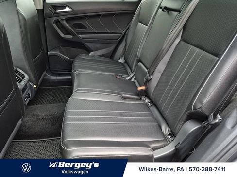 Certified 2024 Volkswagen Tiguan SE AWD/4WD image 25
