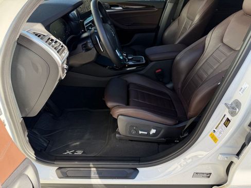 Used 2023 BMW X3 sDrive30i w/ Premium Package image 4