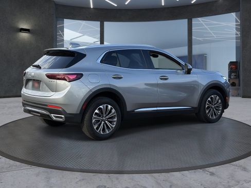 Certified 2025 Buick Envision Preferred AWD/4WD image 6