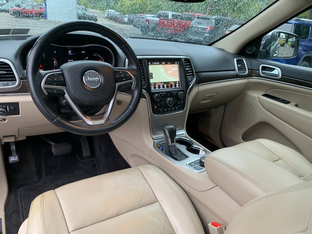 Used 2018 Jeep Grand Cherokee Limited w/ Luxury Group II AWD/4WD image 18
