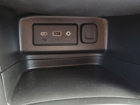 Used 2024 Chevrolet Equinox RS image 24