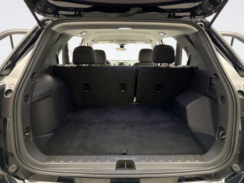 Used 2024 Chevrolet Equinox LT FWD image 17