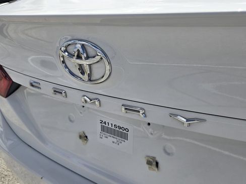 Used 2024 Toyota Camry SE FWD image 13