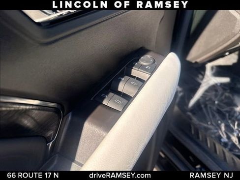 Used 2024 GMC Canyon AT4X image 13