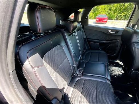 Used 2024 Ford Escape ST-Line w/ Tech Pack #1 AWD/4WD image 25